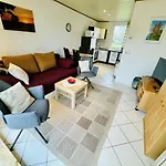 Ferienhaus Saturn, Strandnah