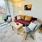 Ferienhaus Saturn, Strandnah Rostock