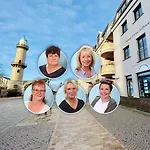 Saturn, Strandnah Ferienhaus *